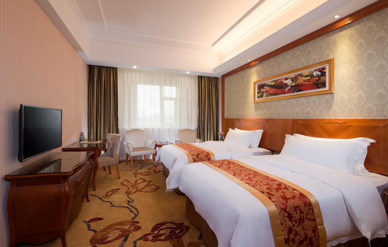 Vienna Hotel Chaoyang 난닝 시 외부 사진