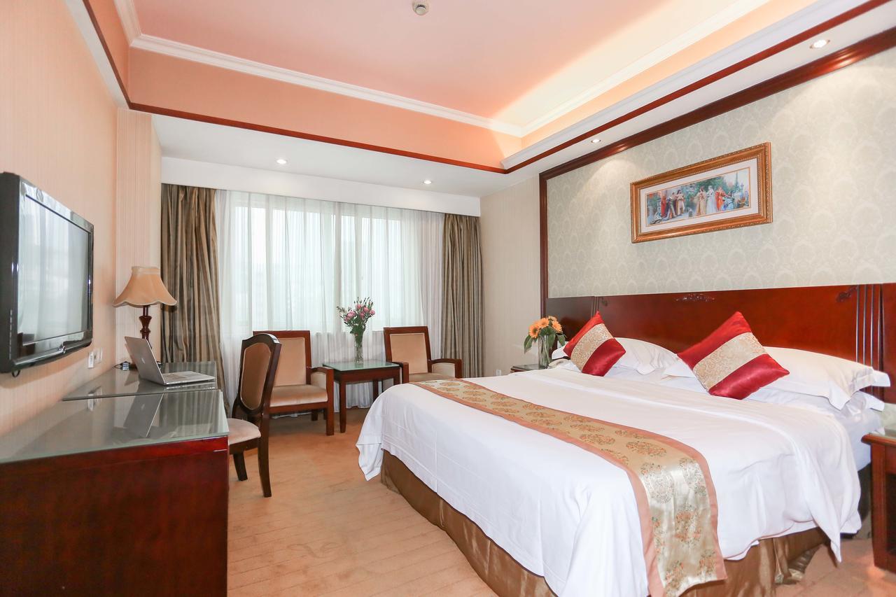 Vienna Hotel Chaoyang 난닝 시 외부 사진