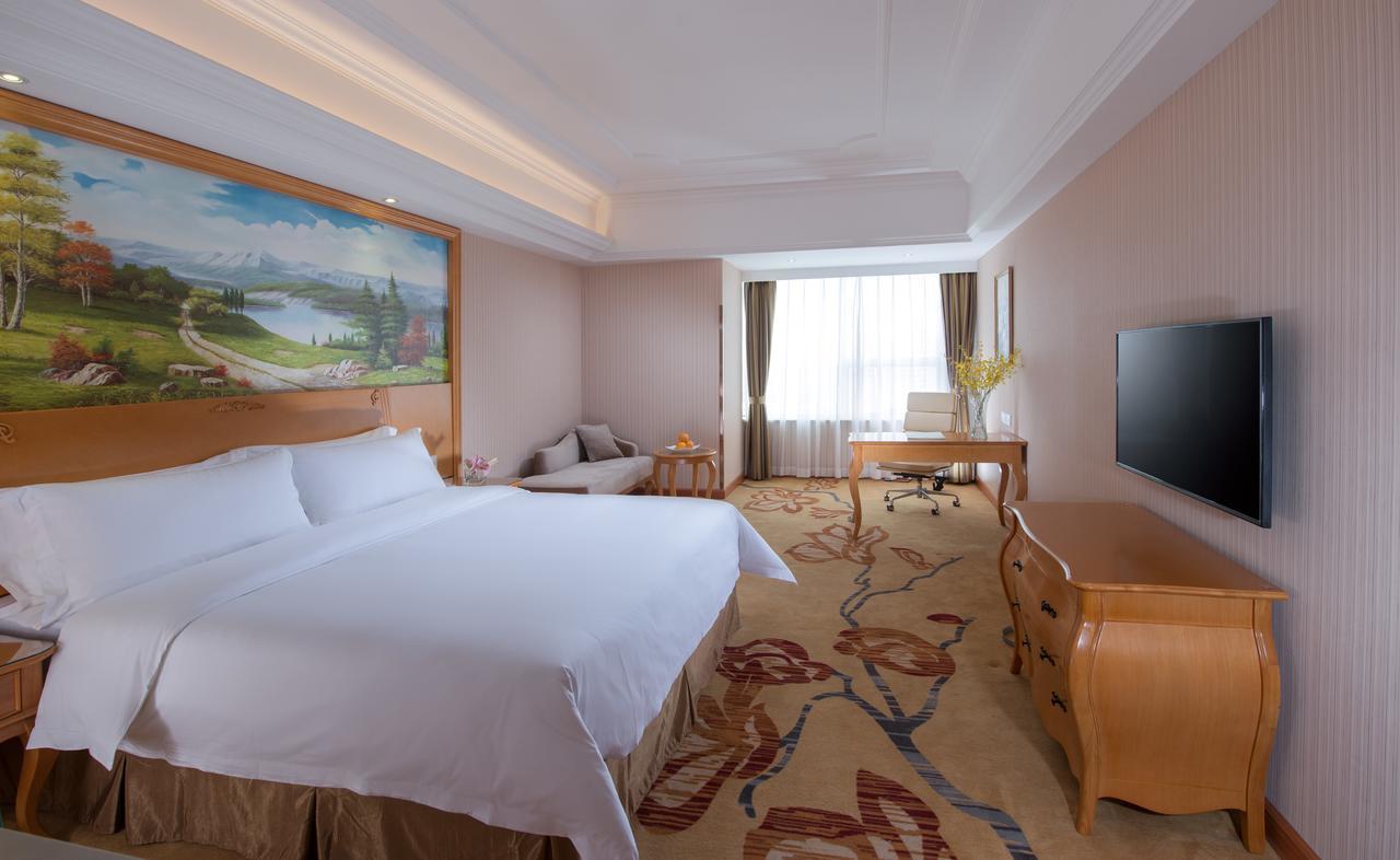Vienna Hotel Chaoyang 난닝 시 외부 사진